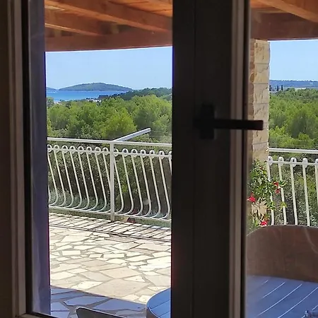 Apartment Lucija Solaris