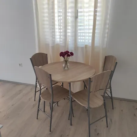 Apartment Lucija Solaris *