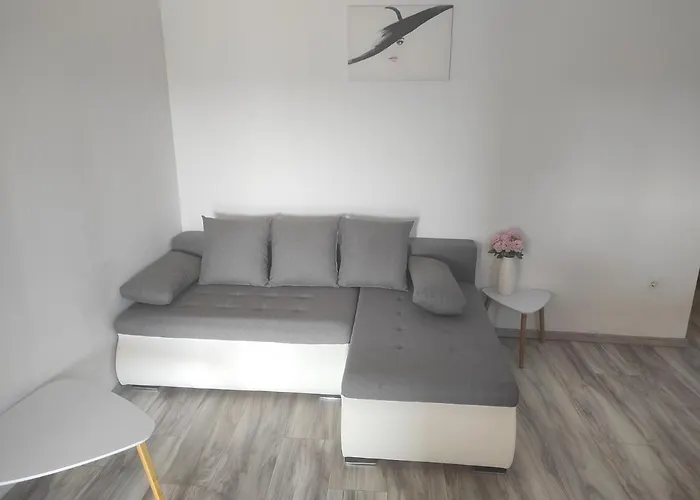 Lucija Solaris Σίμπενικ